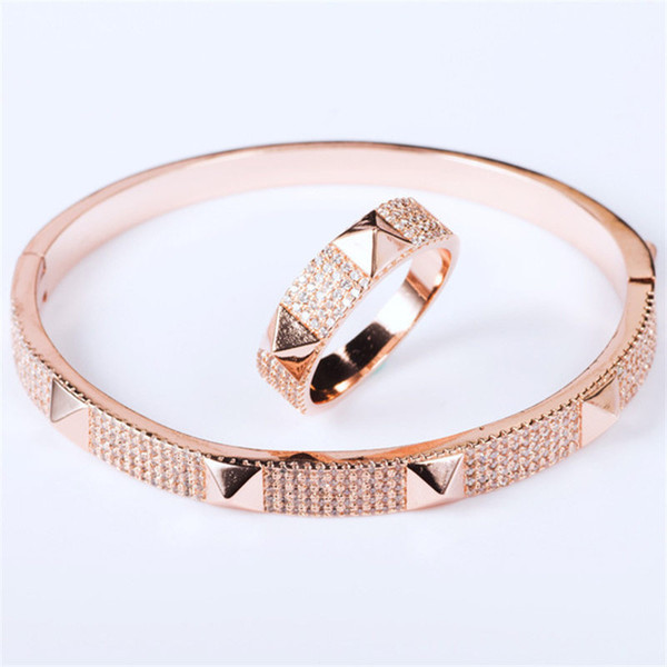 Luxury Rings Fashion Bracelets Exquisite Bangles Classic Rings High Quality Fashion Wedding Bracelet Full CZ Diamond Bangle Lover Gift