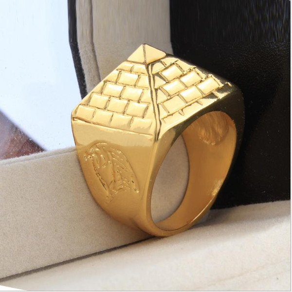 The latest European and American pop fashion, attractive and generous Egyptian pyramid ring, hip-hop boutique fashion jewelry