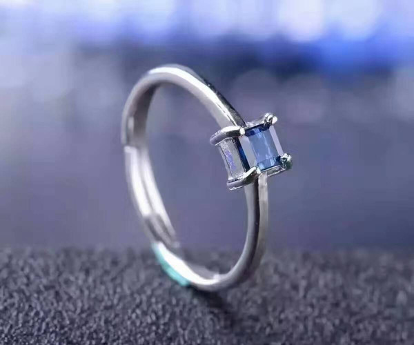 Simple design sapphire engagement ring 4*4mm 0.3ct natural sapphire gemstone ring solid 925 silver sapphire wedding ring for woman