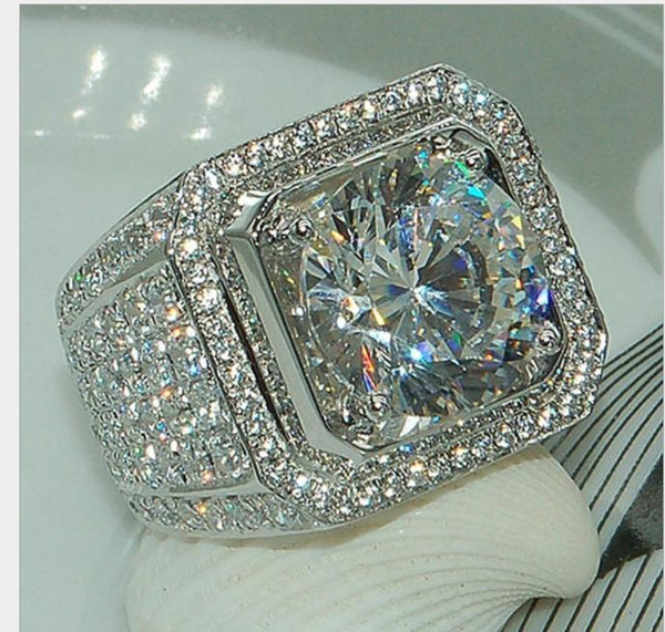 European and American fashion rings, new style men's diamond rings full of diamond rings.