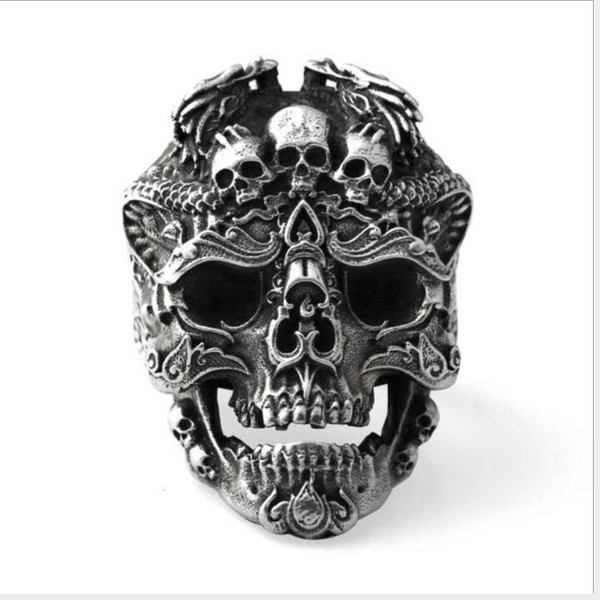 Skull of Europe and America Old men's rings