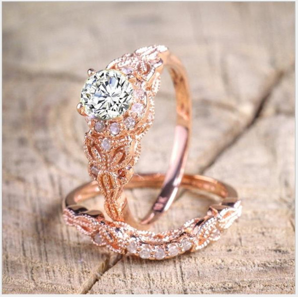 Plated with 18k rose gold, tiny mosaic of zircon engagement rings.