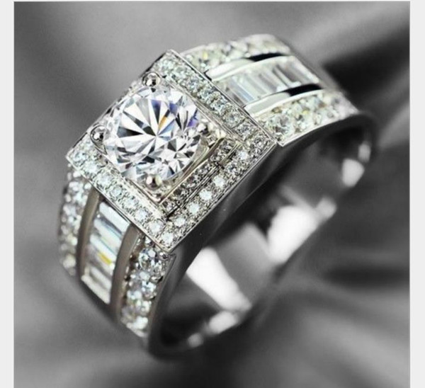 European and American fashion men with zircon rings