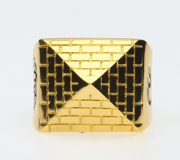 The latest blockbuster American and European hip hop fashion attractive personality jewelry pyramid cone fashion ring gilded Egyptian Totem