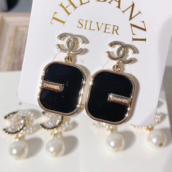 2019 The latest style of rhinestone alloy jewelry fashion earrings jewelry luxury earrings Mother's Day gift