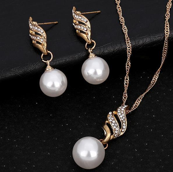 Fashion Jewelry White Gold Color Pearl Czech Drill Earrings and Pendant Neckalce Jewelry Sets Women Engagement Best Gift