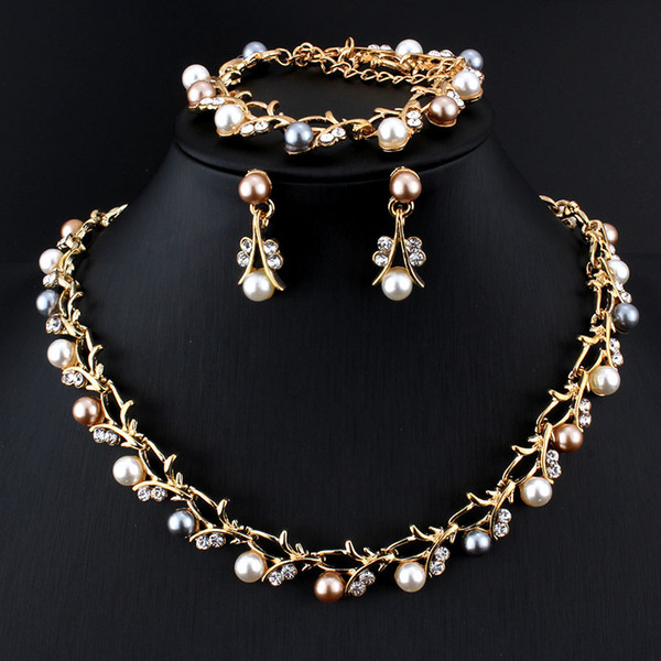 Classic Imitation Pearl Necklace Gold-color Jewelry Set for Women Clear Crystal Elegant Party Gift Fashion Costume