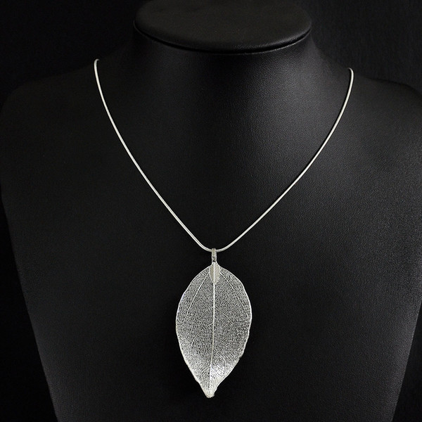 2017 Fashion Maxi Necklace Natural Leaf Pendants Necklaces Women Fine Jewelry Long Chain Pendant Statement Necklace Four Colors