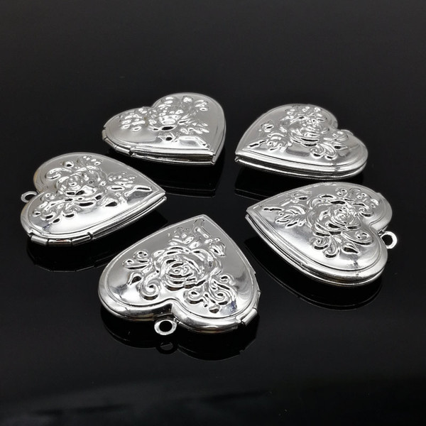 10 PCS silver carve patterns or designs on woodwork heart-shaped locket charm pendant 28 mm small pendant fashion accessories