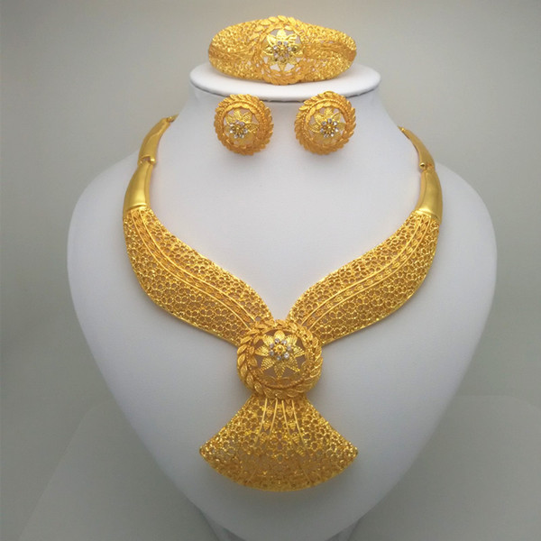 Kingdom Ma Dubai Personality 18 K Gold Jewelry Sets Fashion Nigerian Wedding African Crystal Big Necklace Bracelet Earring Ring Jewelry Set