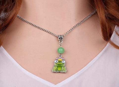 10PCS Fashion Enamel Alloy Cute Frog Necklaces Pendants Charms Collar Statement Choker Fashion Jewelry For Women V20