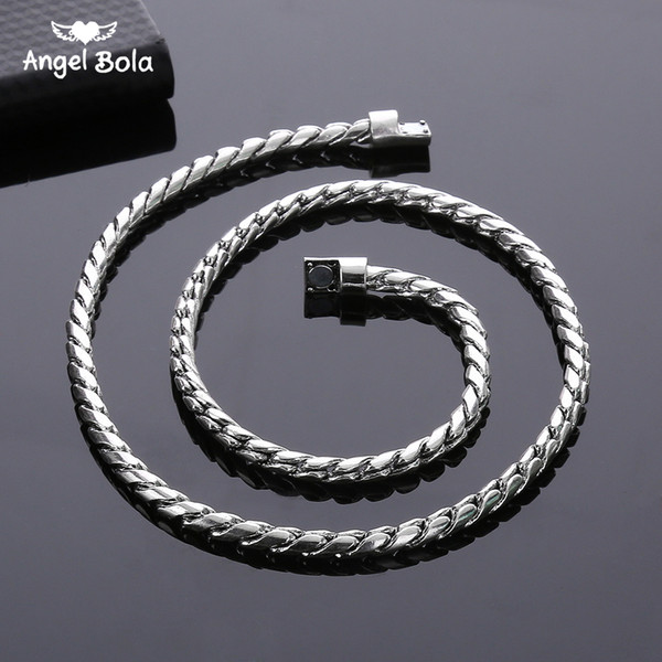 New popular Fashion silver necklaces Men Jewelry Wholesale New Trendy 4.5 MM 50 CM Snake Chain Necklace Factory direct sales