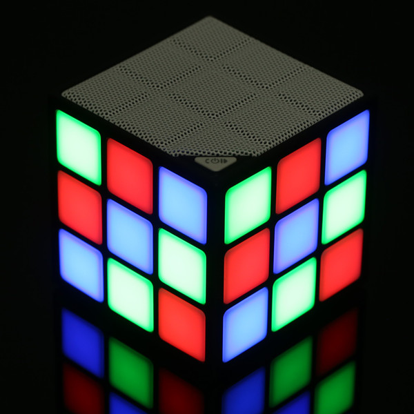 New Gift Mini Magic Cube Colorful Wireless Portable Bluetooth Speaker LED Flash Light with TF Card Handsfree