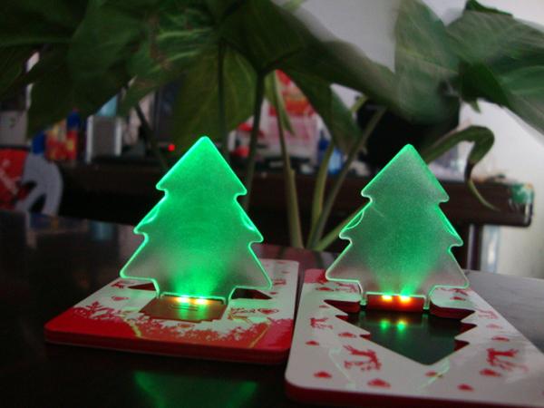 2016 Chrismas Gift Classic LED Card Lamps Christmas Tree Night Light Atmosphere lights Supplied by a Button batteries