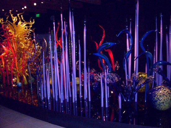 Murano Glass Sulpture for Garden Art Decoration Elegant Violet Color Chihuly Style 100% Hand Blown Glass Sculpture