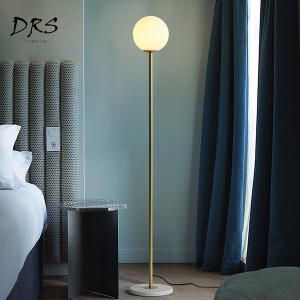 Nordic Postmodern Floor Lamp Minimalist Bedside Lights Creative Individual Glass Ball Standing Lamps for Living Room Decor Home