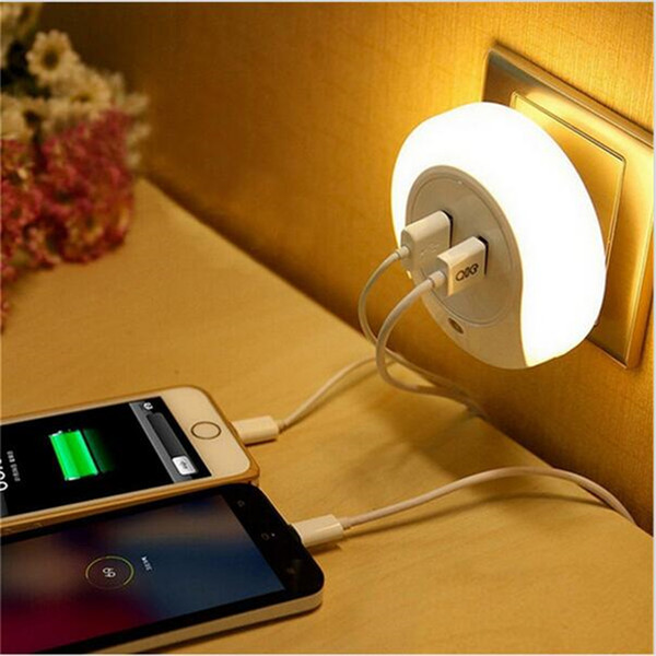 Smart Design LED Motion Night Light with Light Auto Sensor Dual USB Wall Plate Charger Socket Soft Lamp for Bathrooms Bedrooms Decor