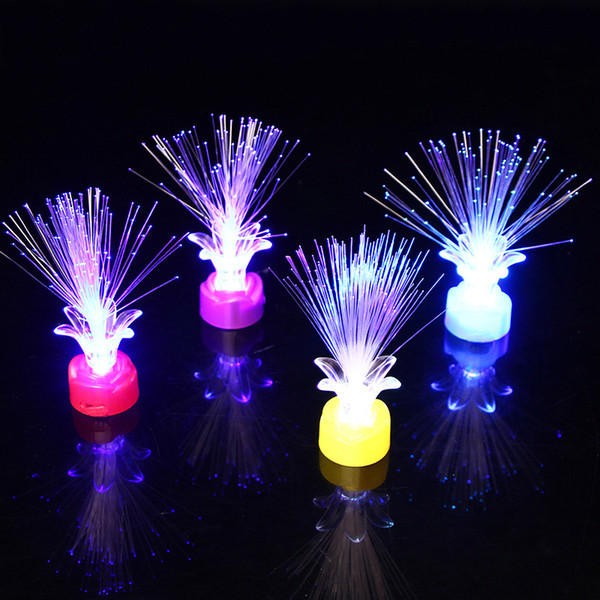 Creative rose optical fiber light emitting small gifts, colorful seven night lights, children's toys wholesale stall hot sell