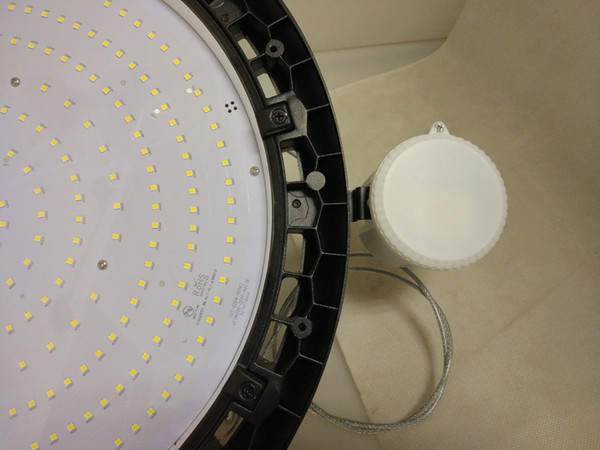 150W High Power UFO LED High Bay Light IP65 SMD3030 LED Chip High Brightness For Warehouse Lighting Microwave Sensor Radar Sensing Intellige