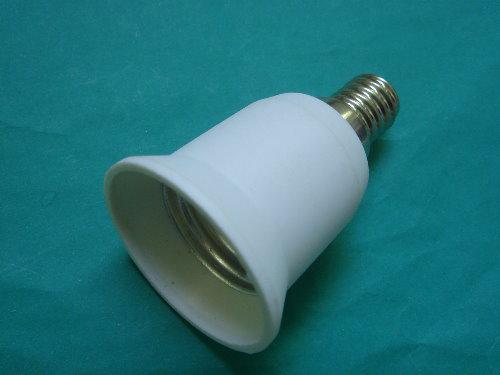 10pcs Free Shipping / E14 to E27 LED Light Bulb Lamp Socket Adapter Holder Converter M239