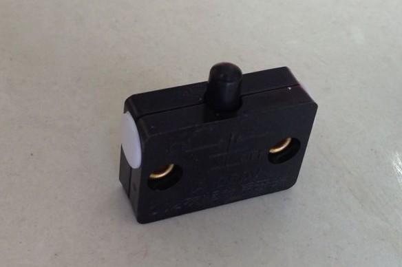 Black gated switch presses the cabinet switch to turn on automatically12V 5v 24v low voltage switch