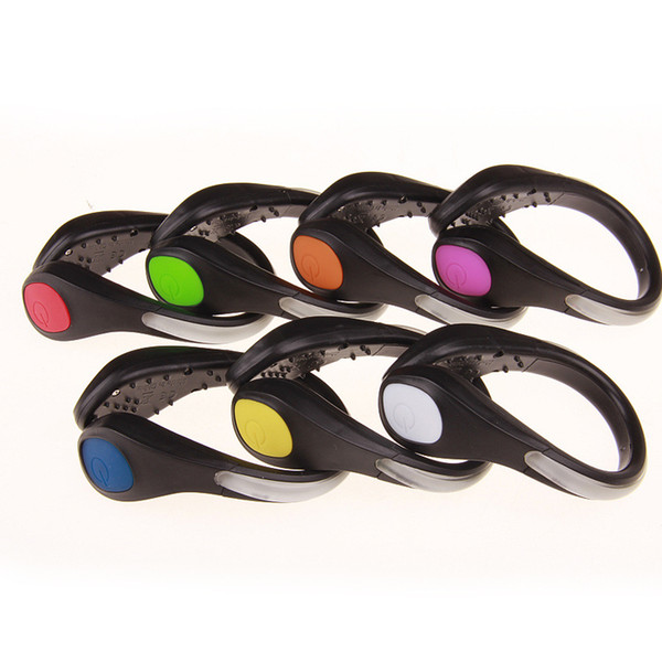 Running bicycle sports LED shoe clip wrist safety signal plastic LED shoes 7-color clip flash night light outdoor safety shoes