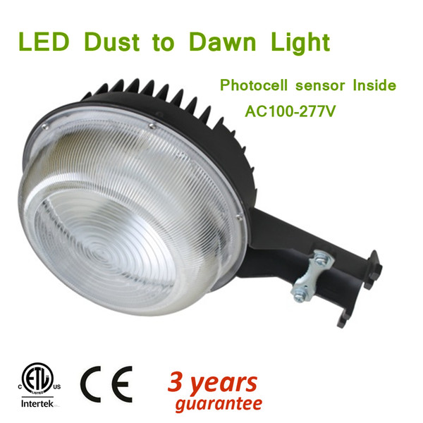 85-277V ETL CE 50W 70W LED Dusk to Dawn Light, Photocell Sensor Control Outdoor Wall Lamp IP65 Security Street Light