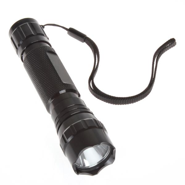 700 Lumens Zoomable XM-L2 U2-1A LED 3 Modes Adjustable Focus Lighting Flashlight Shockproof Rechargeable Battery LEF_225