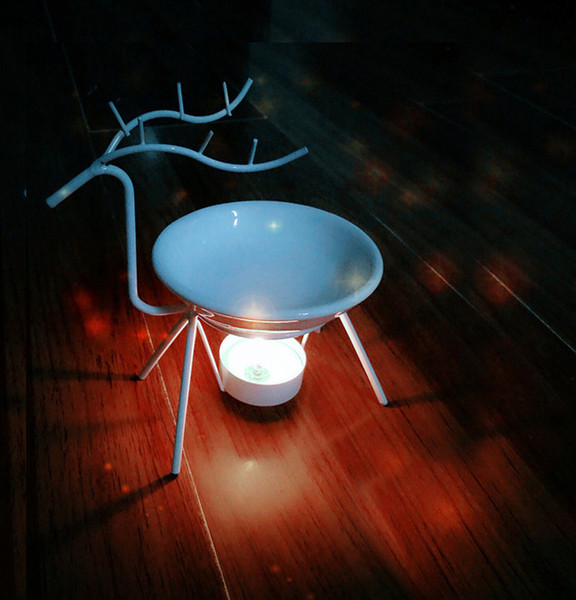 Factory outlet Aromatherapy Burner / Essential Oil Warmer Candle Holder with happy deer frame made from metal top ceramic plate oil warmer