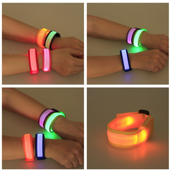 LED Flashing Wrist Band Bracelet Slap Wrap Bracelets Wrist Bands for Running Walking Cycling at Night Flashing Safe Bright Use for All Size