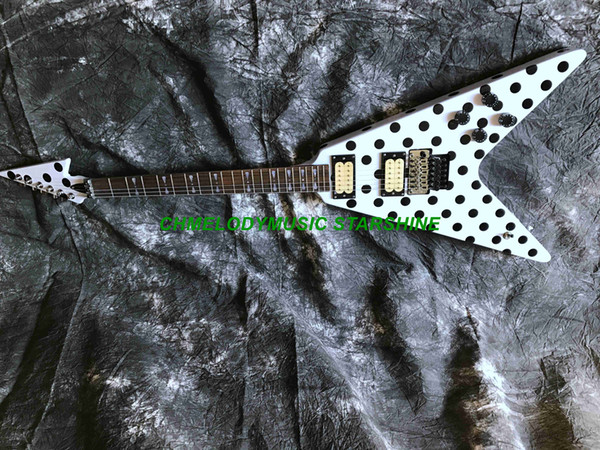 Chmelodymusic Lzeal white color v shape guitar tremolo bridgr electric guitar guitrra oem customized production factory