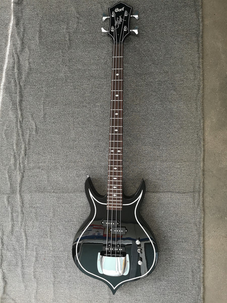 The latest model in 2019, the 4-string bass, this guitar is selling like hot cakes