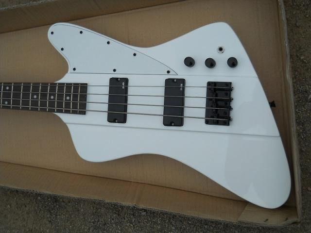 Guitar manufacturers perennial supply electric bass Bass White