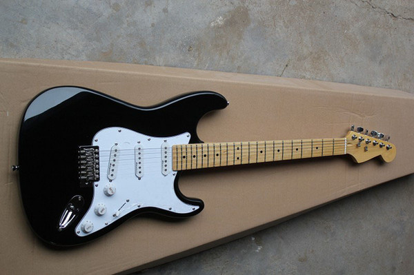 Free shipping electric guitar,New arrival Eric Clapton Signature BLACKIE ST/Strat/Stratocaster Electric Guitar