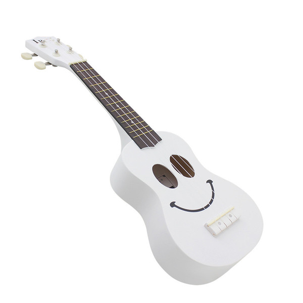 The smiling face of the company is larger and better Ukulele