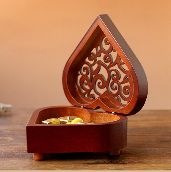 Hot Classic Carving Wooden Heart Shape Music Boxes with City of the Sky Tone Best For Gifts