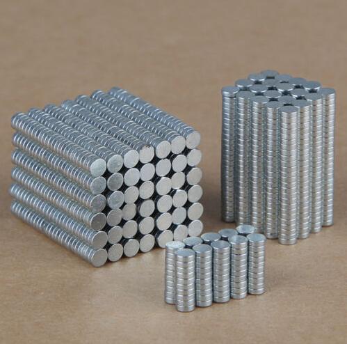 300PCS 5mm x 1mm N35 Rare Earth Neodymium Super Strong Magnets N35 Rare Earth Neodymium Super Strong Magnets