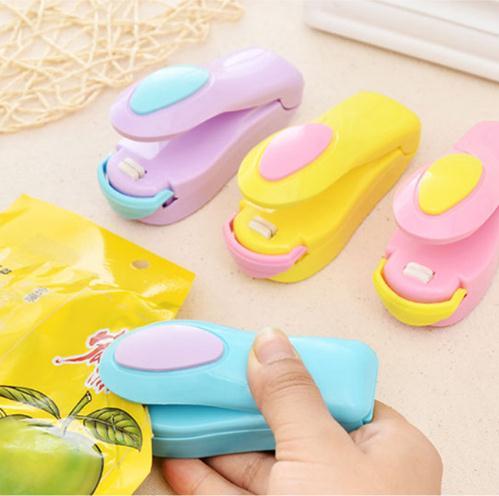 Creative Portable Mini Pocket Home Sealing Machine Snacks Bag Sealer Heat Sealer Vacuum Resealer Bag Cilps handy Sealing Machine c410