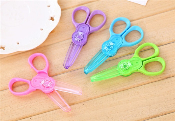 Student Plastic scissors /Safety scissors for children/Not to hurt the hand paper cutting knife