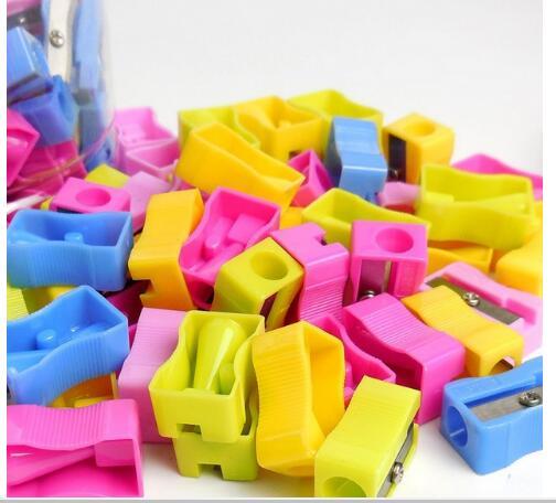 Hottest High quality and cheap price Simple Color Pencil sharpeners for children and artist free ship