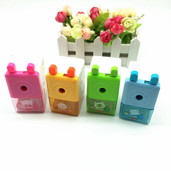 2018 New 4 Colors Cartoon Print Animals Pencils Pencil Sharpeners Child Manual Pencil Sharpener School Office Supplies Creative Gifts