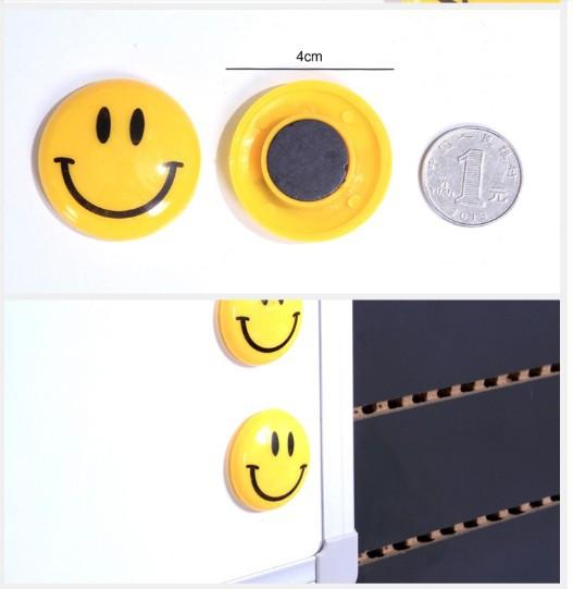 Laugh Magnet button set of Dia 4cm yellow color,8pcs per card smile magnet buttom,stationery magnet