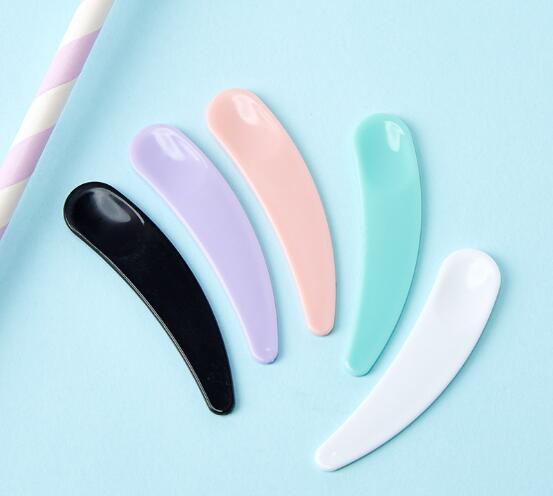 100pcs/lot Mini Cosmetic Spatula Scoop Disposable Mask Plastic Spoon Makeup Tool Accessories