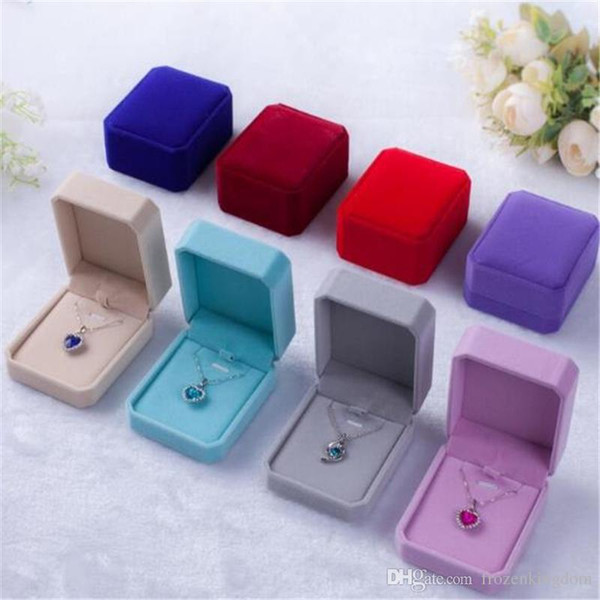 Velvet jewelry Packing Boxes, Necklace/Earrings/Ring displays case, trinket boxes ,Pendant box Jewelry Gift Boxes 7x8x4cm 2019032904