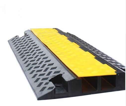 2-Cable Rubber Warehouse Vehicle Electrical Wire Cover Ramp Protector Snake Cord