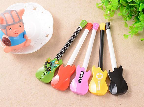 Wholesale Ballpoint pen free shipping Lovely guitar - shaped ballpoint pen violin waterborne pen children's award small gift042