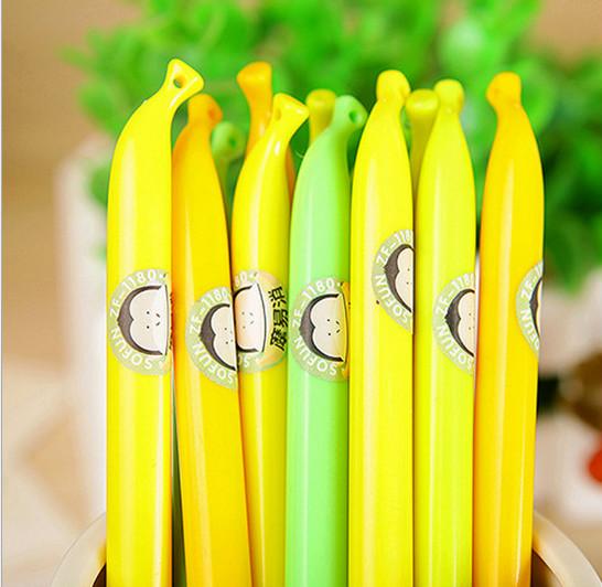 Best selling gel pens Creative stationery banana shape easy to erase neutral pen erasable fountain pen disappears when heated062