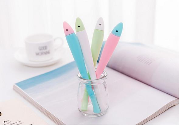 Best selling gel pens Cute cartoon Cartoon Cute Cartoon Fish Neutral Pen Small Fresh and Simple 0.38 Black Signature Water Pen368