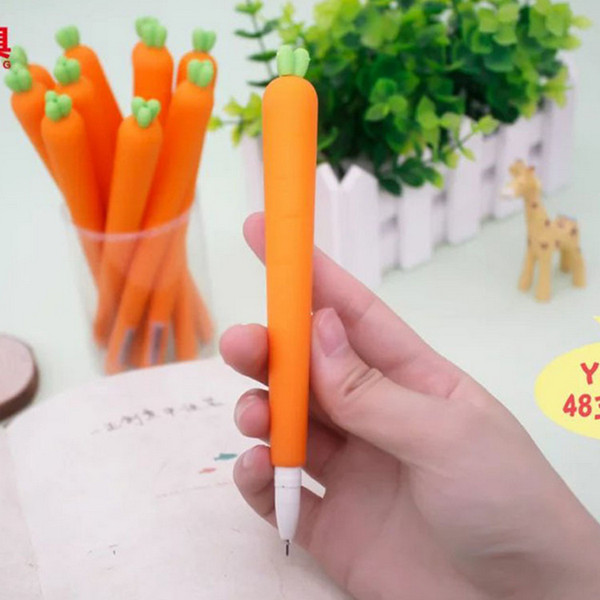 2019 HOT Korean creative stationery carrot neutral pen 0.38mm black pen carbon signature students use Cute cartoon carrot gel pen