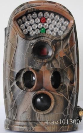 5 Mega Pixels Color CMOS 65 Feet 20 Meters IR Flash Infrared Trail Hunting Camera for wildlife scouting and hunting..